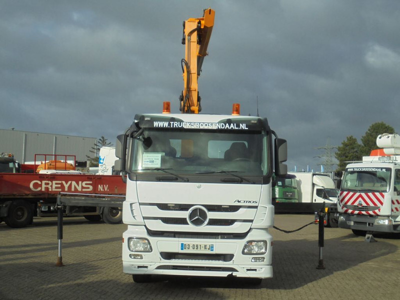 Mercedes-Benz Actros 1846 + Euro 5 + EFFER 250 Crane + REMOTE - Camión grúa: foto 2 Mercedes-Benz Actros 1846 + Euro 5 + EFFER 250 Crane + REMOTE - Camión grúa: foto 2
