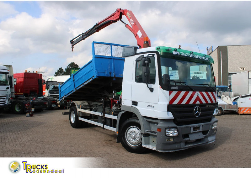 Mercedes-Benz Actros 2032 + HMF 1460 + Tipper + Steel Steel - Camión volquete: foto 1 Mercedes-Benz Actros 2032 + HMF 1460 + Tipper + Steel Steel - Camión volquete: foto 1