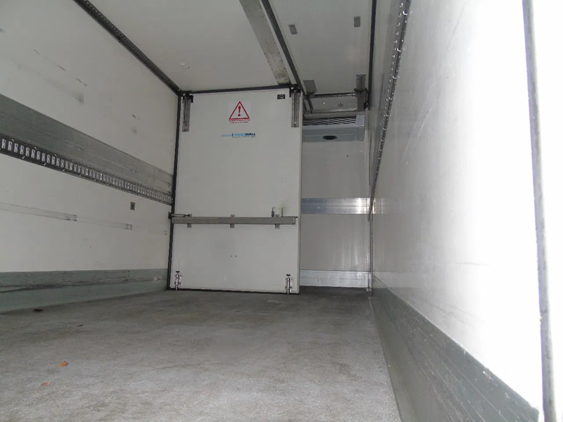 Mercedes-Benz Antos 1924 + EURO 6 + LIFT + KONVEKTA ELECTRIC SOLAR - Camión frigorífico: foto 5 Mercedes-Benz Antos 1924 + EURO 6 + LIFT + KONVEKTA ELECTRIC SOLAR - Camión frigorífico: foto 5