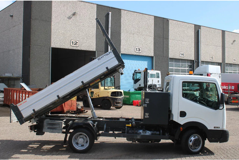 Nissan 45.13 + EURO 4 + C patent + tipper + MANUAL - Camión volquete: foto 4 Nissan 45.13 + EURO 4 + C patent + tipper + MANUAL - Camión volquete: foto 4