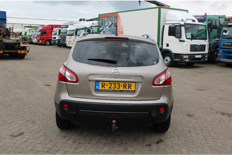SUV/ Todoterreno Nissan QASHQAI 2.0 AUTOMATIC / CAMERA: foto 6