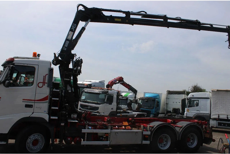 Volvo FH 12.440 +6X4+ HIAB 166E3 PRO + EURO 5 + MANUAL - Camión grúa: foto 4 Volvo FH 12.440 +6X4+ HIAB 166E3 PRO + EURO 5 + MANUAL - Camión grúa: foto 4