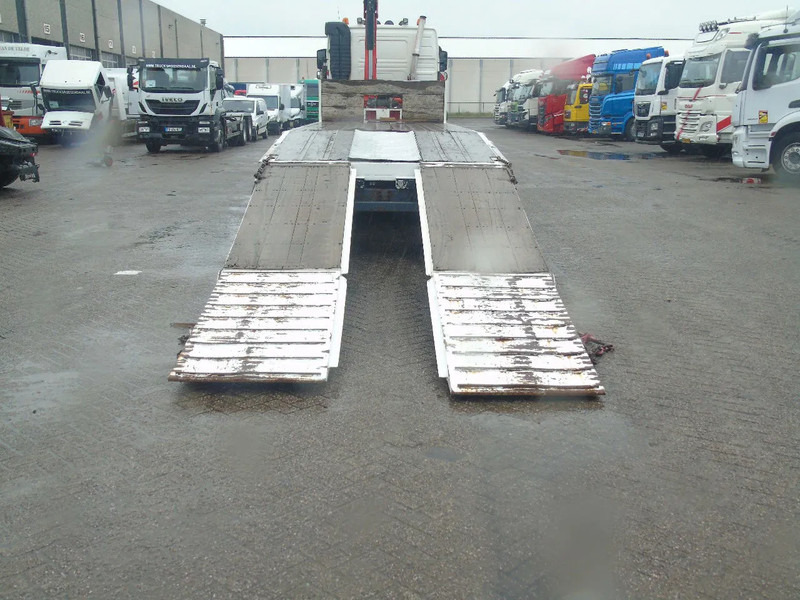 Volvo FH 460 + 8X4 + PALFINGER PK15500 + MANUAL + euro 5 - Camión grúa: foto 4 Volvo FH 460 + 8X4 + PALFINGER PK15500 + MANUAL + euro 5 - Camión grúa: foto 4