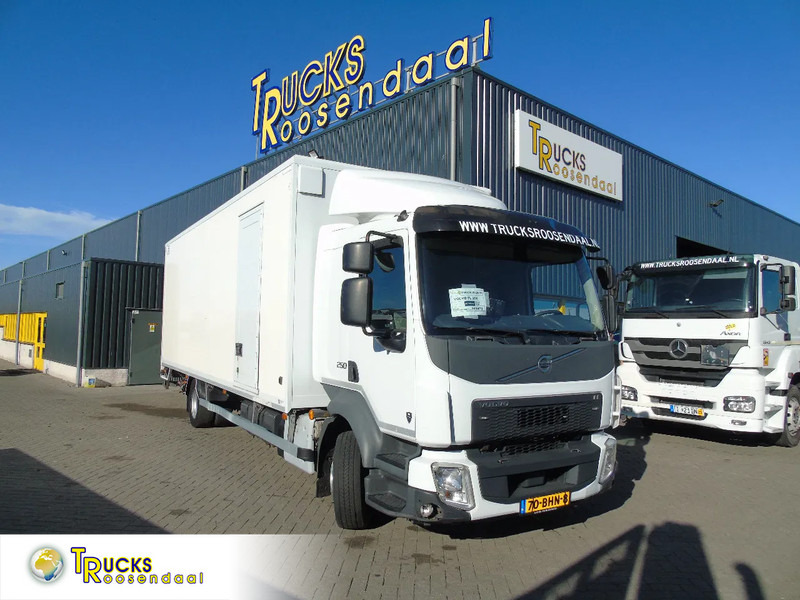 Volvo FL 250 + euro 6 + lift + 12T - Camión caja cerrada: foto 1 Volvo FL 250 + euro 6 + lift + 12T - Camión caja cerrada: foto 1