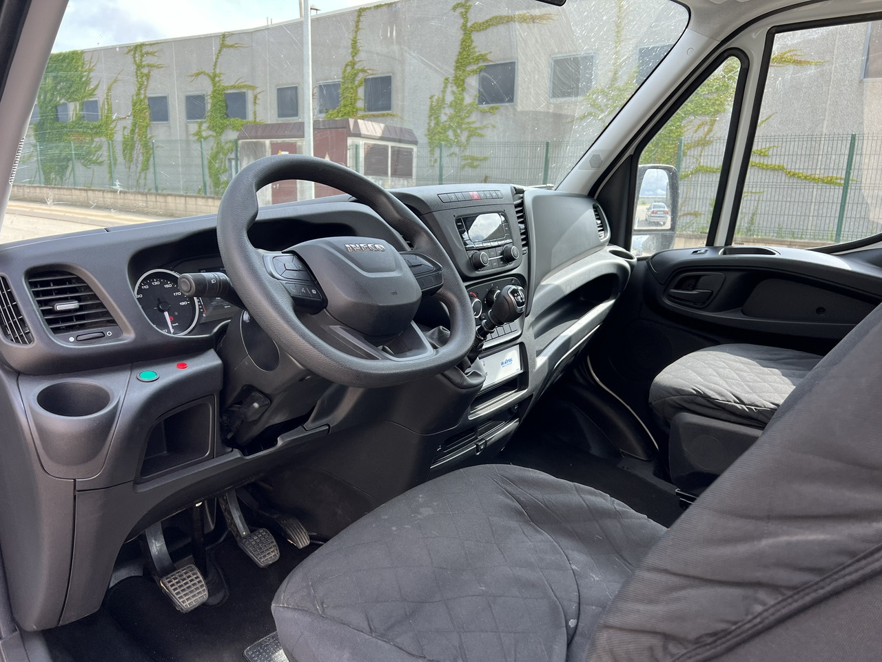 Leasing de Iveco Daily + Oil&Steel Scorpion 1812 Smart Iveco Daily + Oil&Steel Scorpion 1812 Smart Iveco Daily + Oil&Steel Scorpion 1812 Smart Iveco Daily + Oil&Steel Scorpion 1812 Smart: foto 6