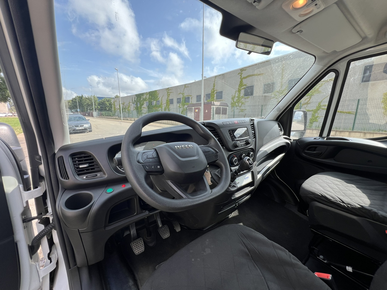 Leasing de Iveco Daily + Oil&Steel Scorpion 1812 Smart Iveco Daily + Oil&Steel Scorpion 1812 Smart Iveco Daily + Oil&Steel Scorpion 1812 Smart Iveco Daily + Oil&Steel Scorpion 1812 Smart: foto 9