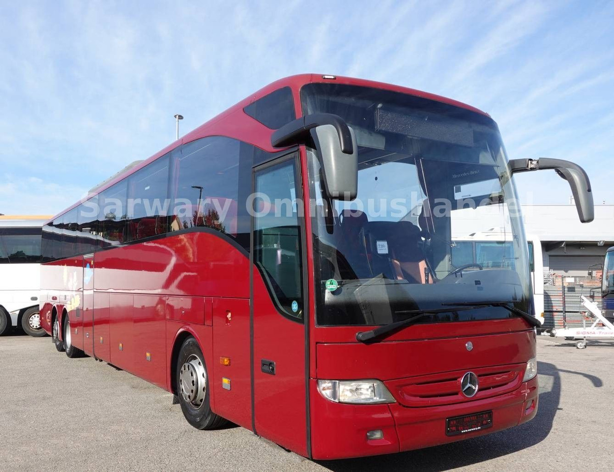Mercedes-Benz O 350-17 RHDL Tourismo*61 Sitze*EURO5*WC*Travego - Autocar: foto 1 Mercedes-Benz O 350-17 RHDL Tourismo*61 Sitze*EURO5*WC*Travego - Autocar: foto 1