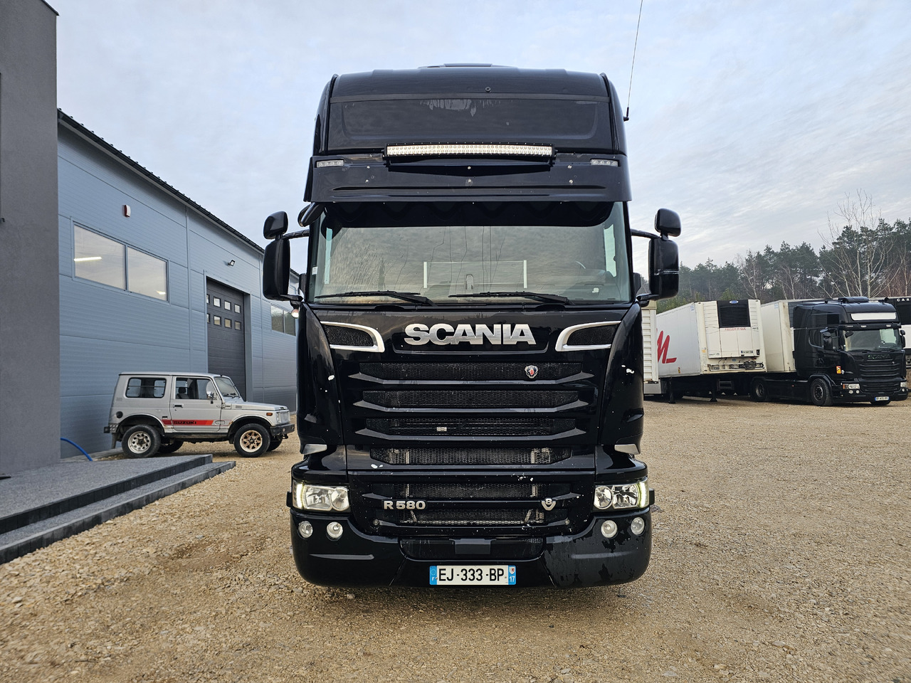 SCANIA R580 V8 TOPLINE / RETARDER / FULL SPOILER / ALU - Cabeza tractora: foto 3 SCANIA R580 V8 TOPLINE / RETARDER / FULL SPOILER / ALU - Cabeza tractora: foto 3