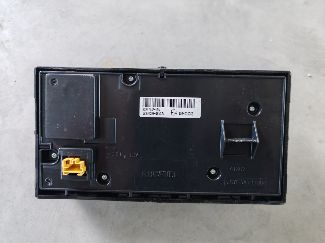 RENAULT RANGE T / AC CONTROL PANEL / 22247443 - Pieza de aire acondicionado: foto 2 RENAULT RANGE T / AC CONTROL PANEL / 22247443 - Pieza de aire acondicionado: foto 2