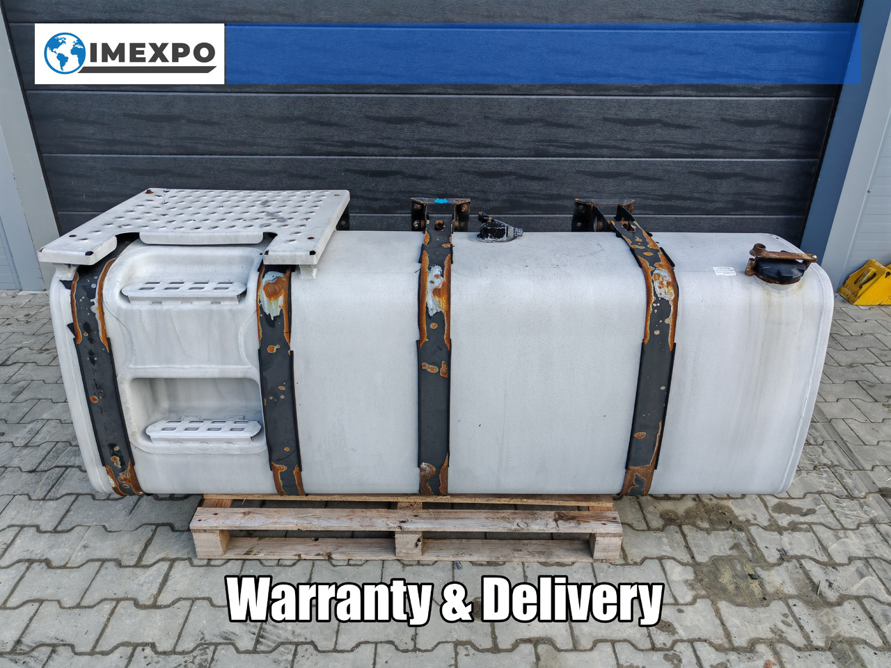 VOLVO RENAULT / ALU FUEL TANK / 195x68x71 / 790L / 20873121 - Depósito de combustible: foto 1 VOLVO RENAULT / ALU FUEL TANK / 195x68x71 / 790L / 20873121 - Depósito de combustible: foto 1