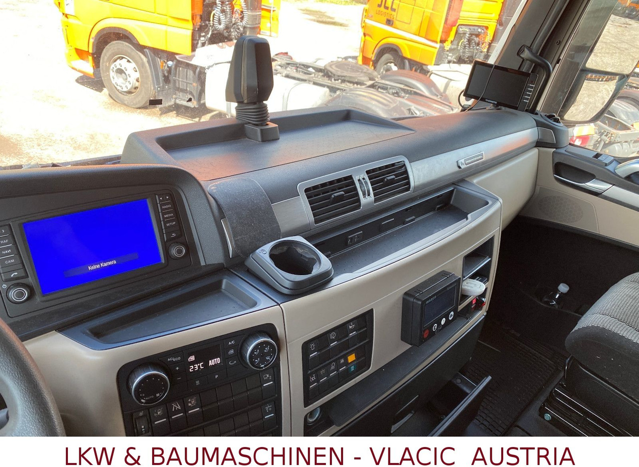 MAN TGX 18.420 MAN TGX 18.420 (450000 Km) - Cabeza tractora: foto 5 MAN TGX 18.420 MAN TGX 18.420 (450000 Km) - Cabeza tractora: foto 5