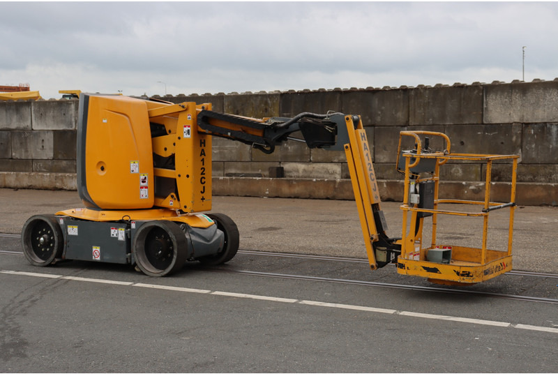 Haulotte HA12CJ+ - Plataforma articulada: foto 1 Haulotte HA12CJ+ - Plataforma articulada: foto 1