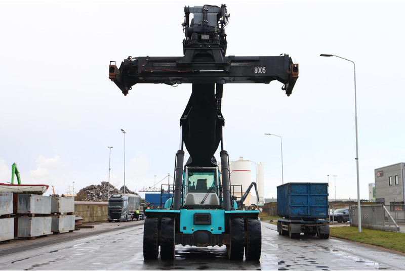 KONECRANES 4531TC5 - Reach stacker: foto 3 KONECRANES 4531TC5 - Reach stacker: foto 3
