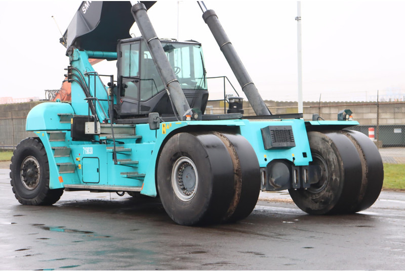 KONECRANES 4531TC5 - Reach stacker: foto 2 KONECRANES 4531TC5 - Reach stacker: foto 2