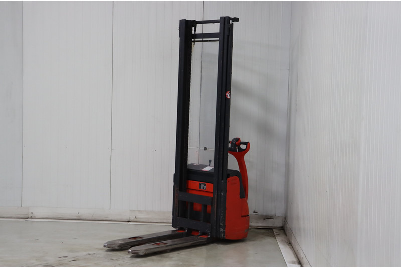 Linde L12 - Apilador: foto 4 Linde L12 - Apilador: foto 4