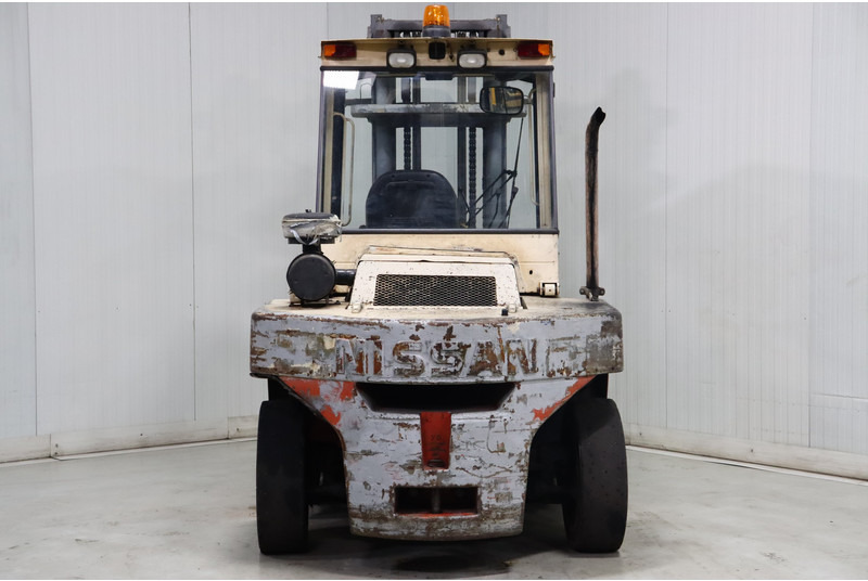 Carretilla elevadora diésel Nissan VF05H70U: foto 6 Carretilla elevadora diésel Nissan VF05H70U: foto 6