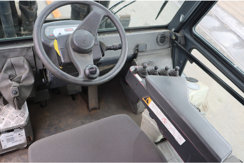 TCM FD80-2 - Carretilla elevadora diésel: foto 2 TCM FD80-2 - Carretilla elevadora diésel: foto 2