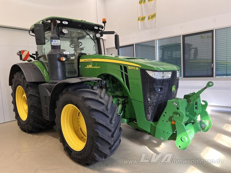 John Deere 8370R E23 PowerShift - Tractor: foto 2 John Deere 8370R E23 PowerShift - Tractor: foto 2