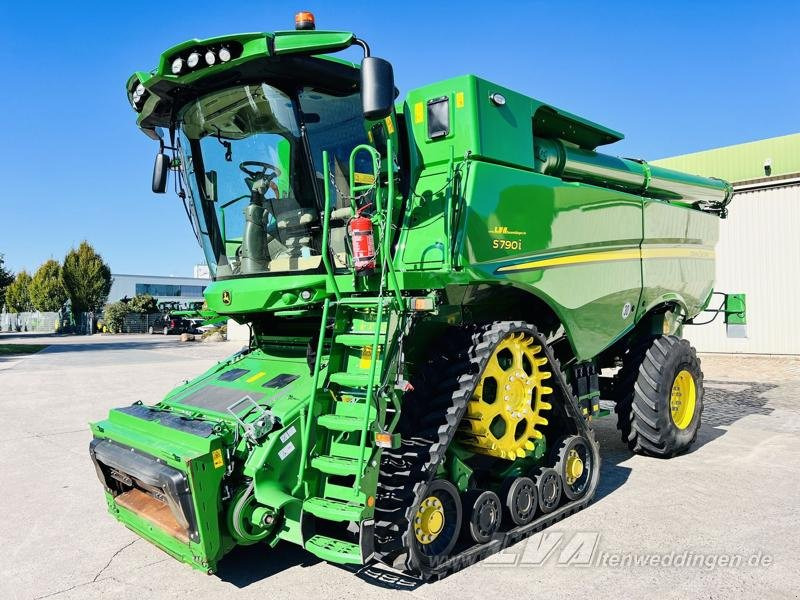 John Deere S790 - Cosechadora de granos: foto 1 John Deere S790 - Cosechadora de granos: foto 1