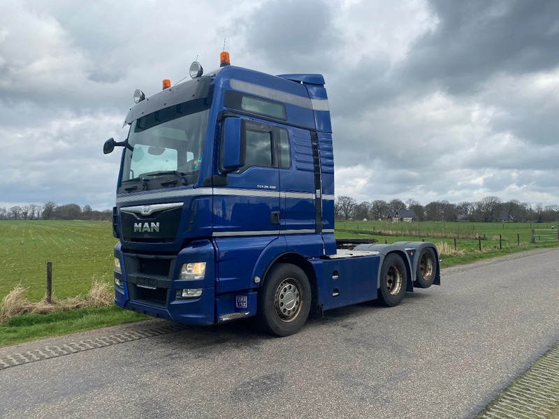 MAN TGX 28.480 | 6x2 | 2015 | LUXERY EDITION | - Cabeza tractora: foto 1 MAN TGX 28.480 | 6x2 | 2015 | LUXERY EDITION | - Cabeza tractora: foto 1