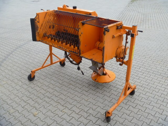 Unimog Salzstreuer Gmeiner DK WA 24V - Esparcidor de sal: foto 4 Unimog Salzstreuer Gmeiner DK WA 24V - Esparcidor de sal: foto 4