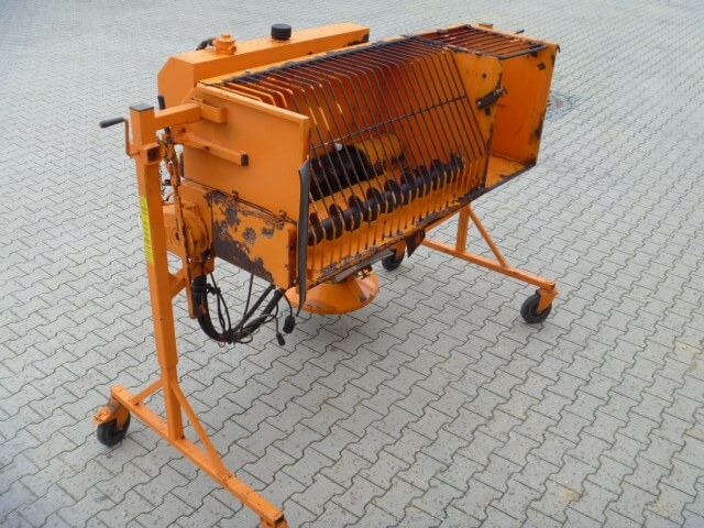 Unimog Salzstreuer Gmeiner DK WA 24V - Esparcidor de sal: foto 3 Unimog Salzstreuer Gmeiner DK WA 24V - Esparcidor de sal: foto 3