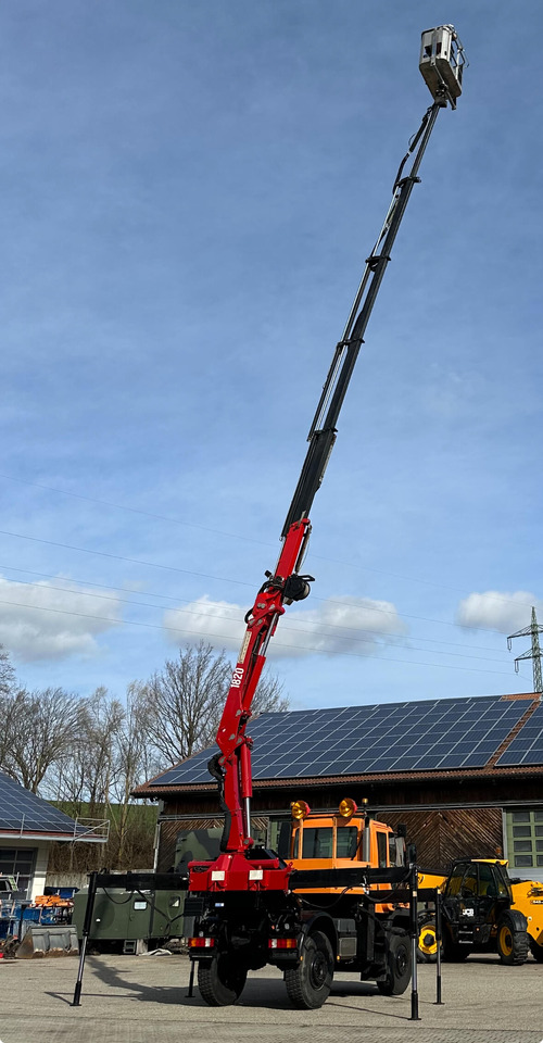 Unimog 400 - U400 405 25177 mit Wechselkran Merced - Vehículo municipal: foto 4 Unimog 400 - U400 405 25177 mit Wechselkran Merced - Vehículo municipal: foto 4