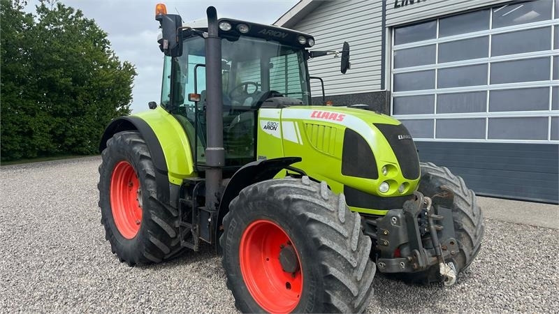 Tractor Claas Arion 630C Med frontlift: foto 18