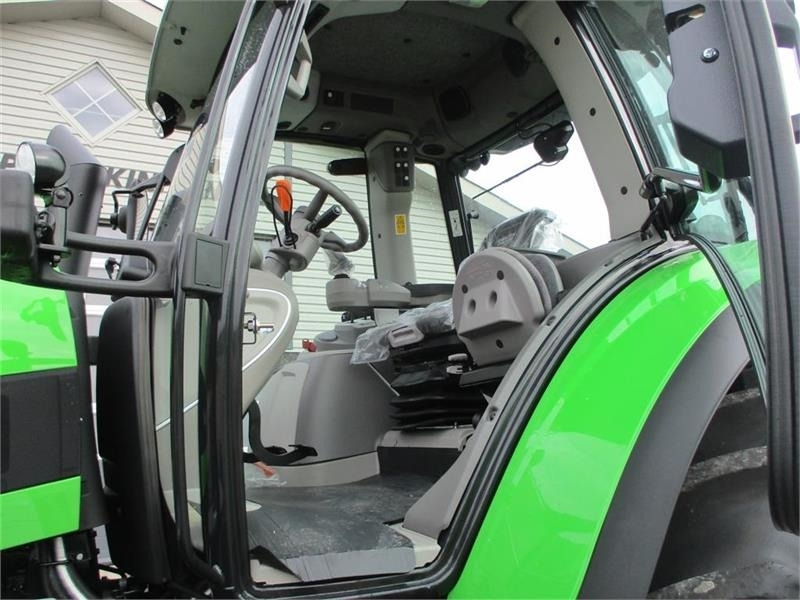Deutz-fahr Agrotron 6205G New and Unused tractor - Tractor: foto 5 Deutz-fahr Agrotron 6205G New and Unused tractor - Tractor: foto 5