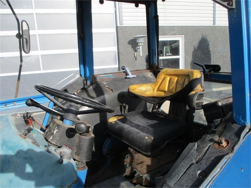 Ford 4610 Med frontlæsser - Tractor: foto 5 Ford 4610 Med frontlæsser - Tractor: foto 5