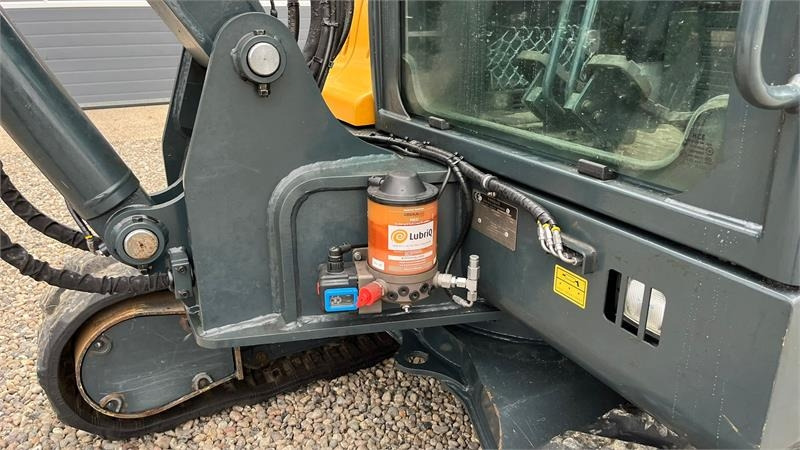 Hyundai HX55 Med Hydrema skifte og centralsmørring og grab - Miniexcavadora: foto 2 Hyundai HX55 Med Hydrema skifte og centralsmørring og grab - Miniexcavadora: foto 2