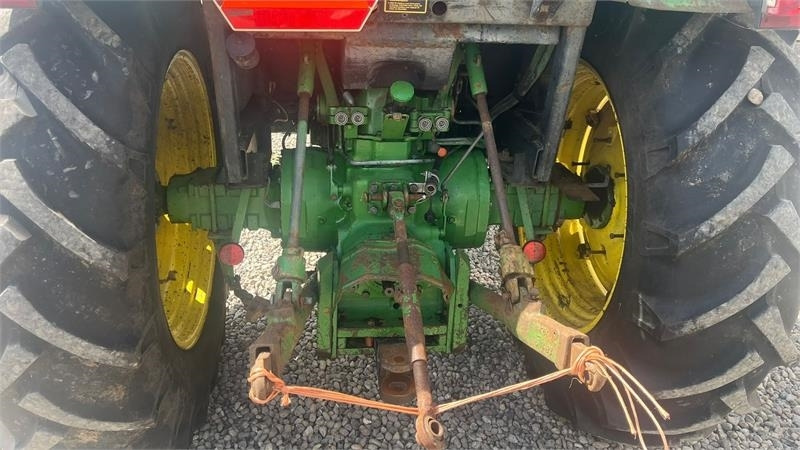 John Deere 3040 SG2 - Tractor: foto 4 John Deere 3040 SG2 - Tractor: foto 4