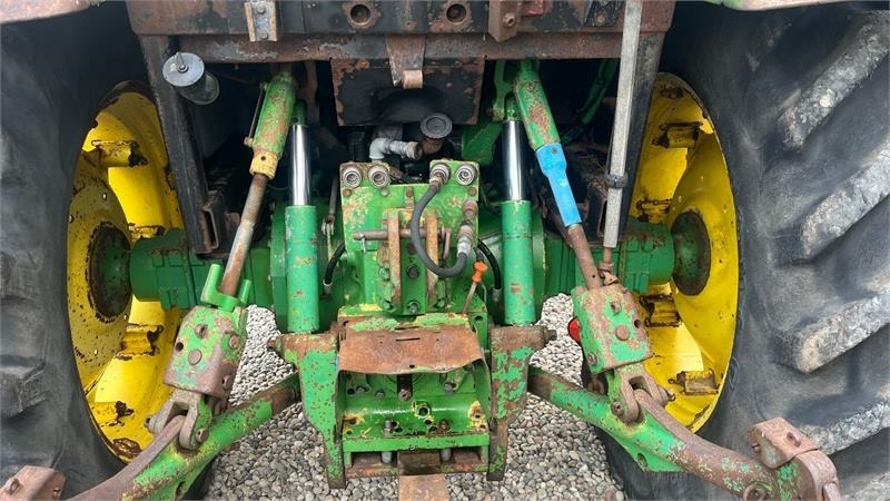 John Deere 3650 Med frontlift  - Tractor: foto 4 John Deere 3650 Med frontlift  - Tractor: foto 4
