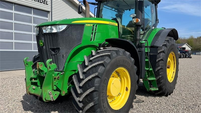 John Deere 7280R Næsten nye dæk, Autopower og frontlift samt - Tractor: foto 2 John Deere 7280R Næsten nye dæk, Autopower og frontlift samt - Tractor: foto 2