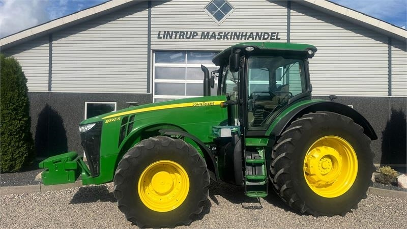 John Deere 8320R - Tractor: foto 1 John Deere 8320R - Tractor: foto 1