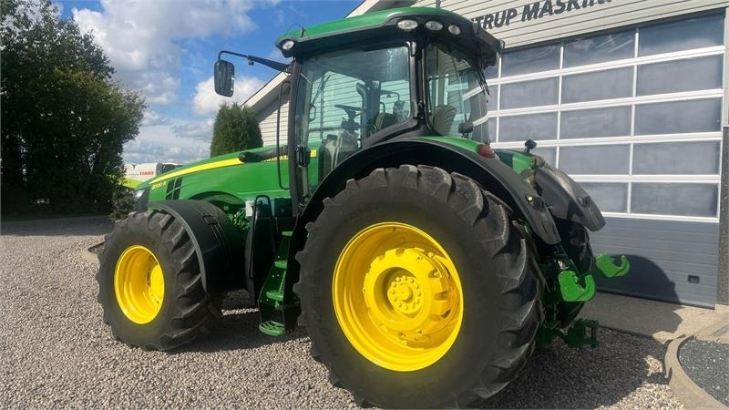 John Deere 8320R - Tractor: foto 3 John Deere 8320R - Tractor: foto 3