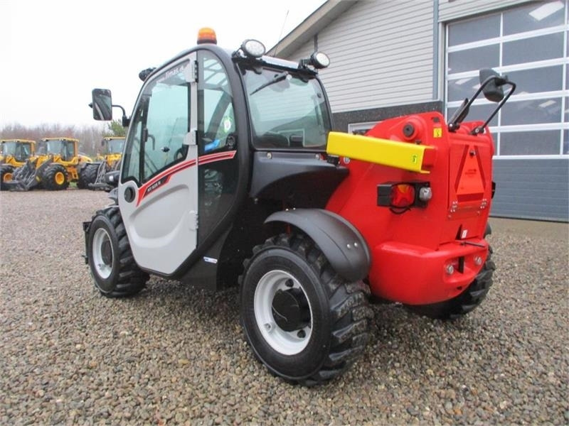 Manipulador telescópico Manitou MT625H Comfort Dansk maskine, med hydrauliske pall: foto 9