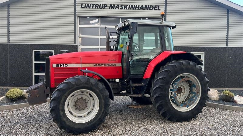 Massey Ferguson 8140 Dyna Shift - Tractor: foto 1 Massey Ferguson 8140 Dyna Shift - Tractor: foto 1