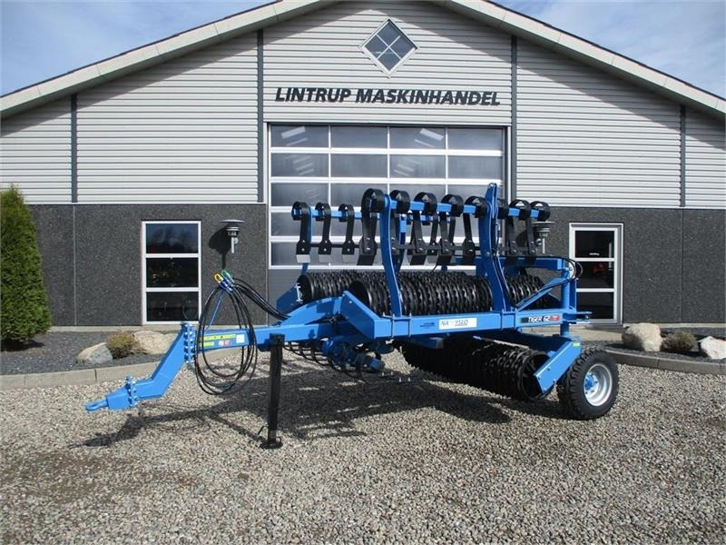 Namyslo Tiger 620 med hydraulisk lammelplanke / plannerpla - Rodillo agrícola: foto 3 Namyslo Tiger 620 med hydraulisk lammelplanke / plannerpla - Rodillo agrícola: foto 3