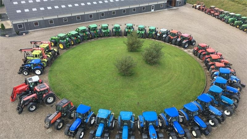 Tractor New Holland T7.175 RangeCommand med frontlift. Meget velholdt: foto 21