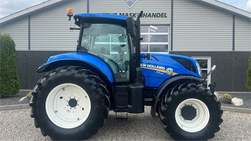 Tractor New Holland T7.175 RangeCommand med frontlift. Meget velholdt: foto 9