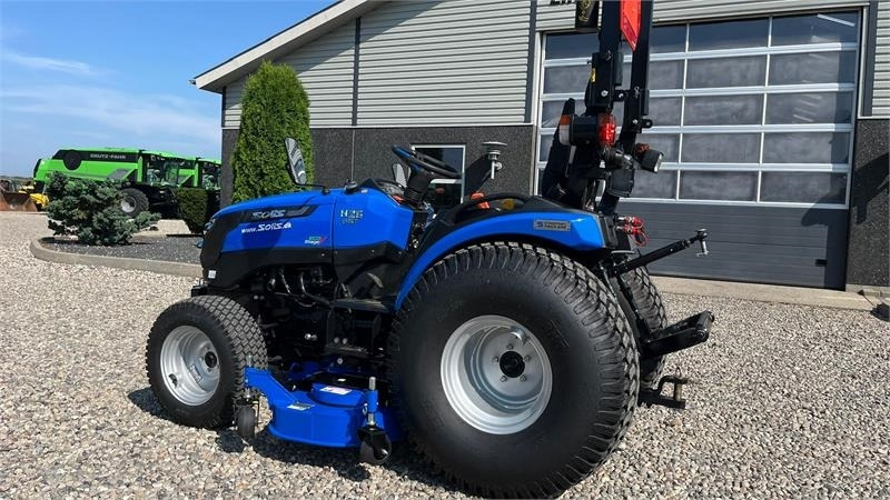 Solis 26 HST Hydrostat Turf hjul og klipperbord  - Tractor municipal: foto 4 Solis 26 HST Hydrostat Turf hjul og klipperbord  - Tractor municipal: foto 4