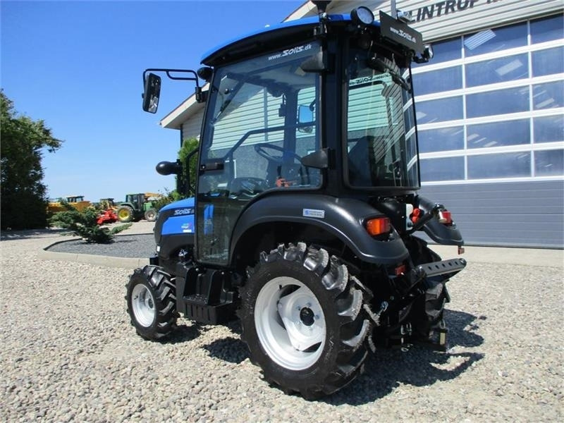 Solis 26 HST med kabine og traktorhjul - Tractor: foto 2 Solis 26 HST med kabine og traktorhjul - Tractor: foto 2