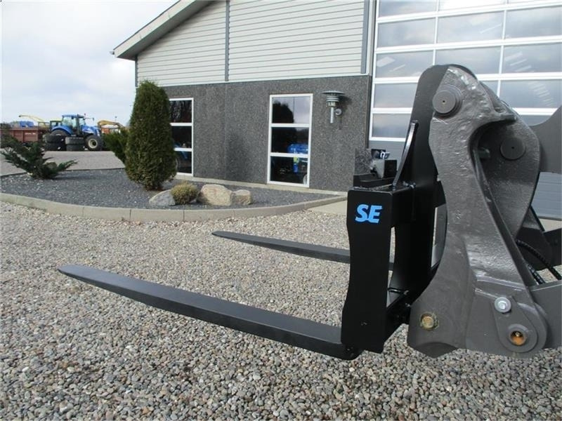 Volvo Pallegafler 5ton 150cm smededegafler - Cargadora de ruedas: foto 3 Volvo Pallegafler 5ton 150cm smededegafler - Cargadora de ruedas: foto 3