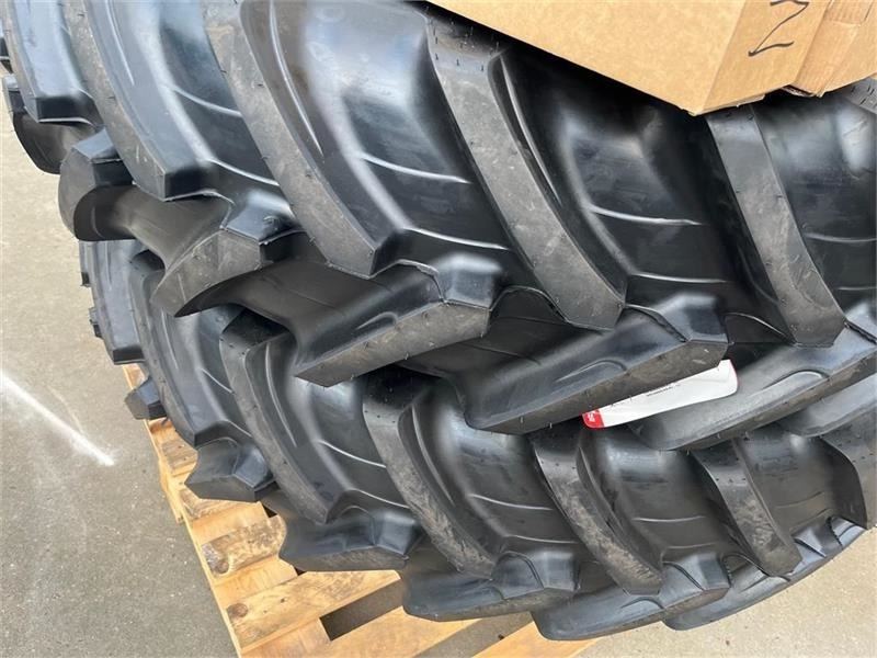Volvo Tvillingehjul som passer til AGRI 750/65R26 - Cargadora de ruedas: foto 2 Volvo Tvillingehjul som passer til AGRI 750/65R26 - Cargadora de ruedas: foto 2