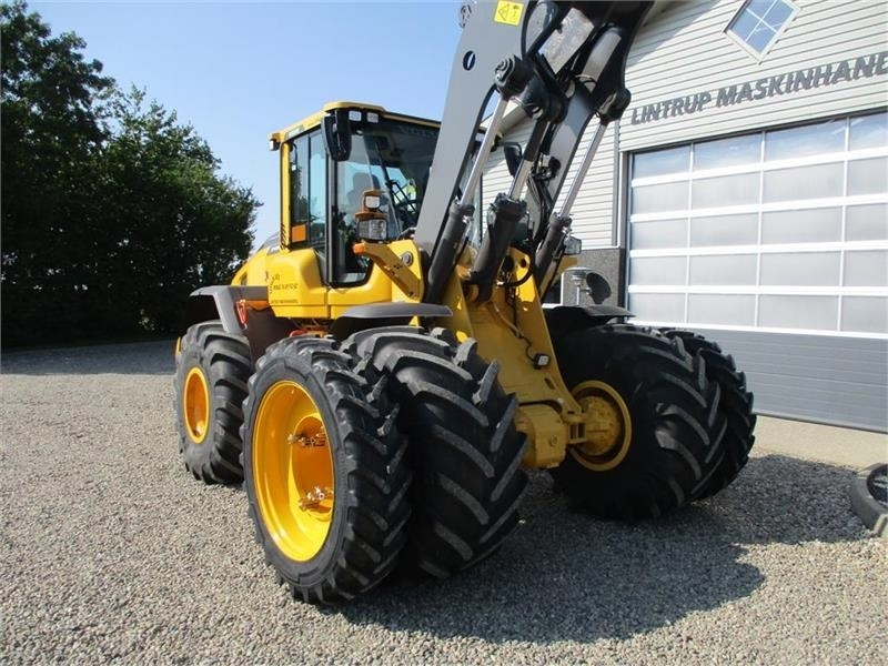 Volvo Tvillingehjul som passer til AGRI 750/65R26 - Cargadora de ruedas: foto 5 Volvo Tvillingehjul som passer til AGRI 750/65R26 - Cargadora de ruedas: foto 5