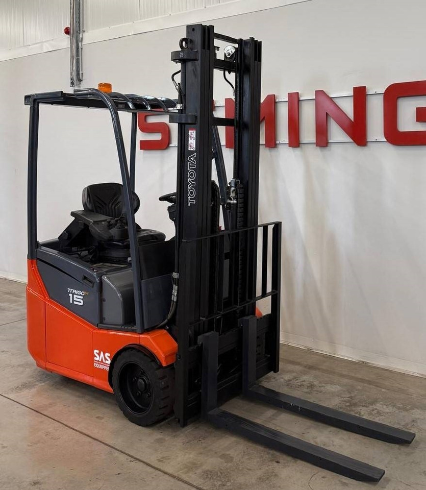 Toyota 10991 - 7FBEST15 - Carretilla elevadora eléctrica: foto 4 Toyota 10991 - 7FBEST15 - Carretilla elevadora eléctrica: foto 4