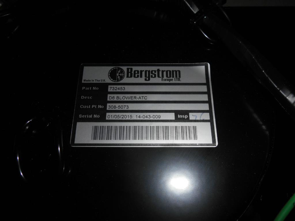 Caterpillar 3085073 - Ventilador de habitáculo para Maquinaria de construcción: foto 5 Caterpillar 3085073 - Ventilador de habitáculo para Maquinaria de construcción: foto 5