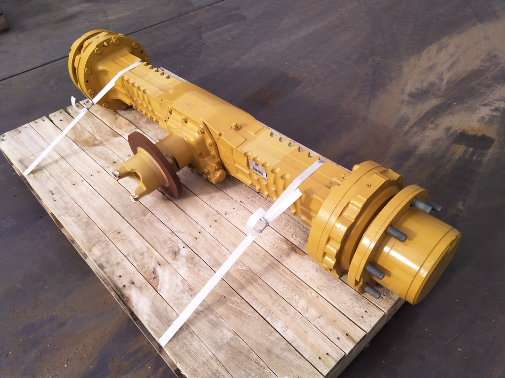 Caterpillar 4454601 - Eje delantero para Maquinaria de construcción: foto 3 Caterpillar 4454601 - Eje delantero para Maquinaria de construcción: foto 3