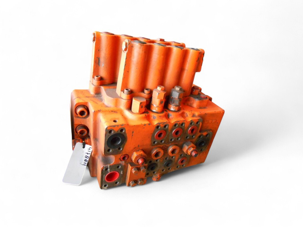 Hitachi 4221837 - 71401637 - Válvula hidráulica para Maquinaria de construcción: foto 1 Hitachi 4221837 - 71401637 - Válvula hidráulica para Maquinaria de construcción: foto 1